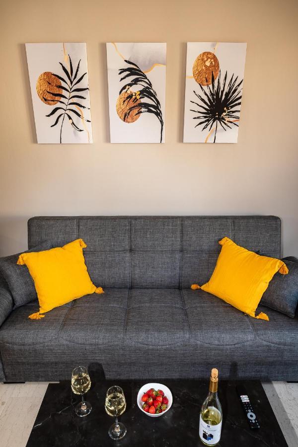Central Apt. With Parking - 3 Min From Old Port Chania  Luaran gambar